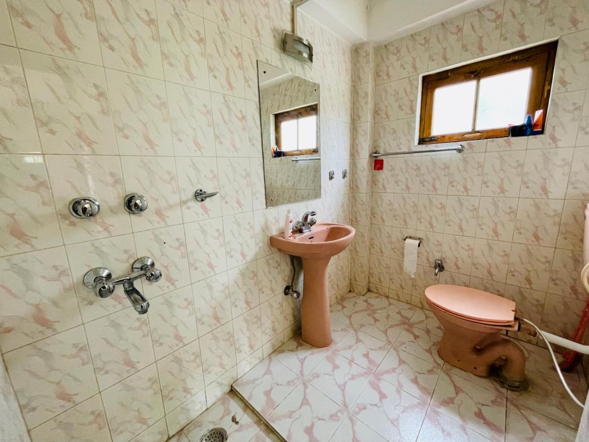 Happy Drifters Hostel Leh Ngoại thất bức ảnh