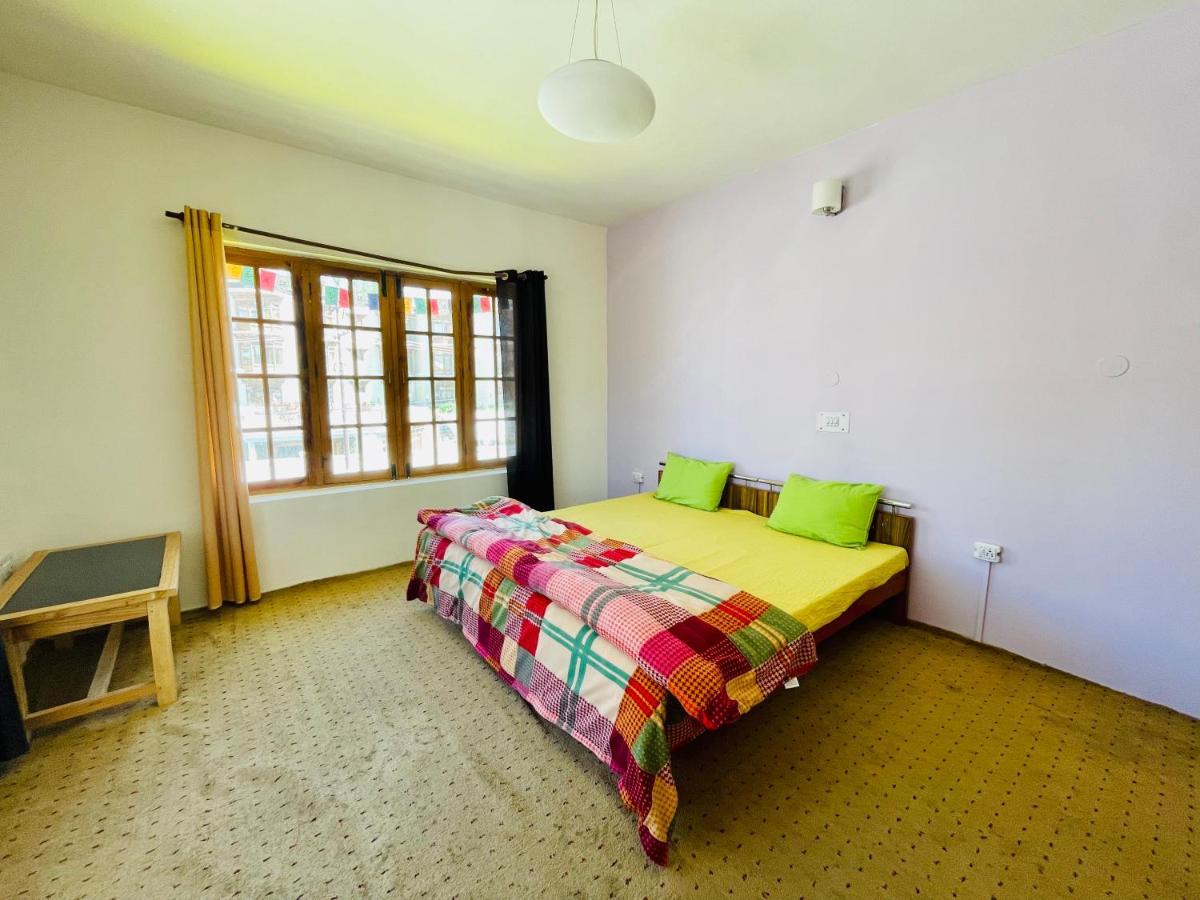 Happy Drifters Hostel Leh Ngoại thất bức ảnh